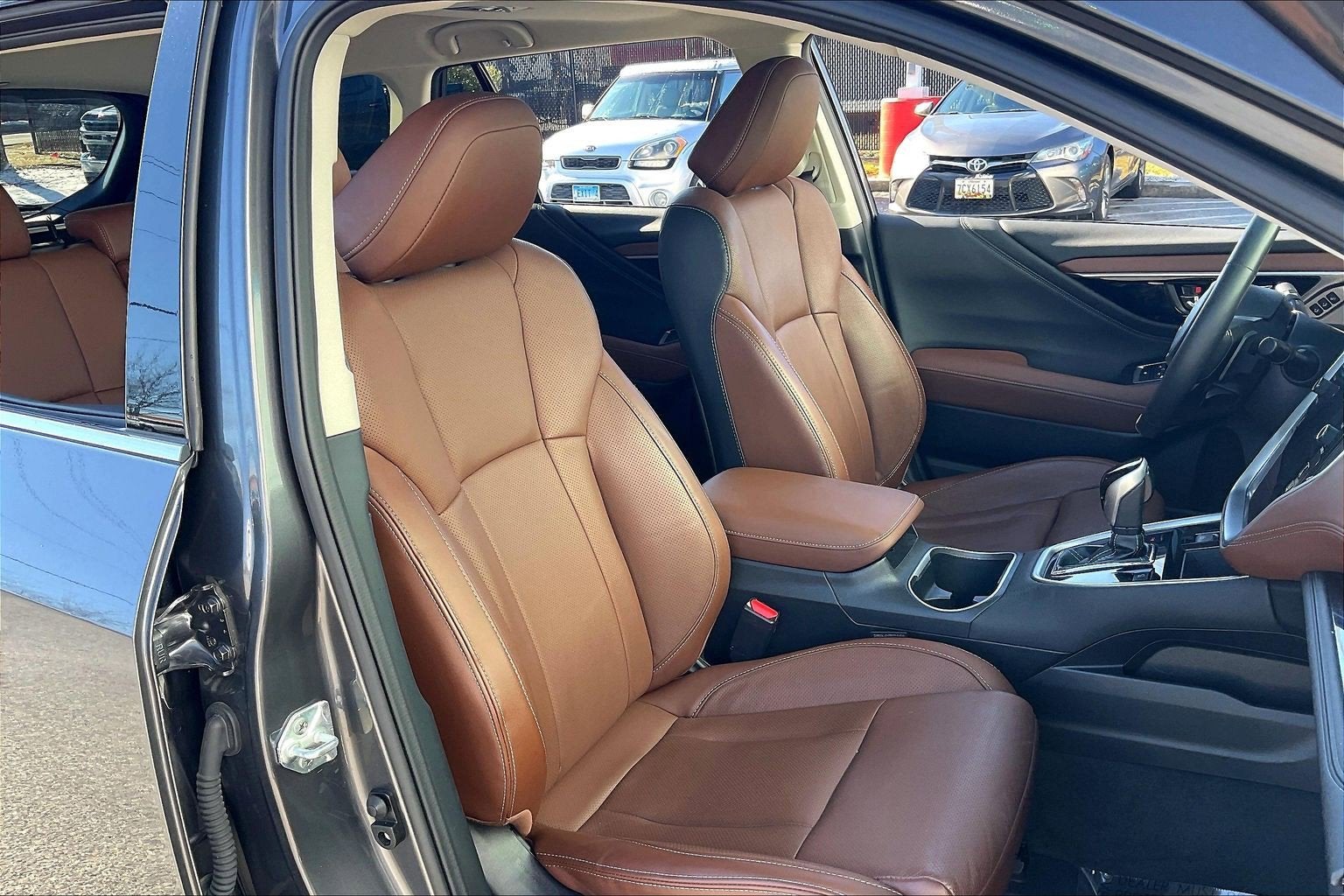 2022 Subaru Outback Touring XT