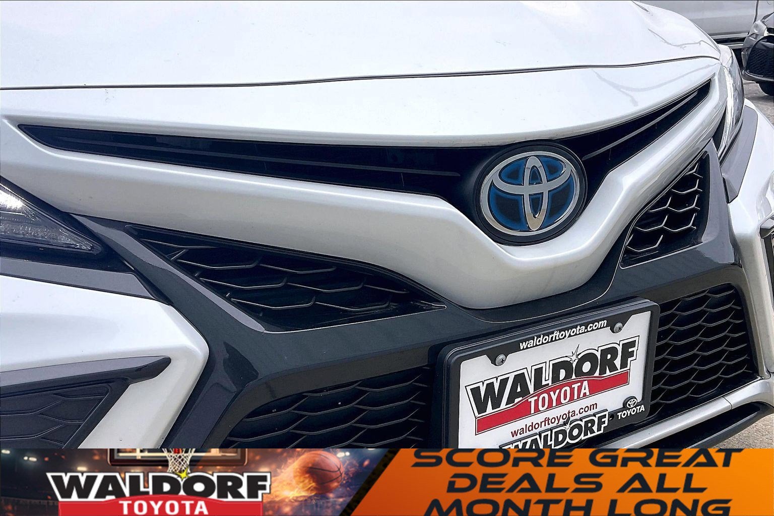 2024 Toyota Camry Hybrid XSE