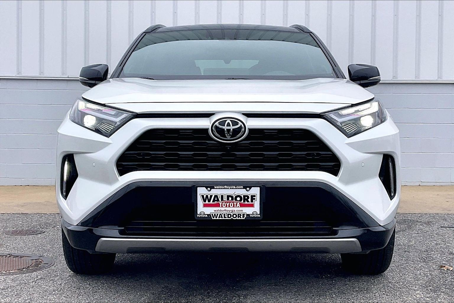 2025 Toyota RAV4 Hybrid XSE