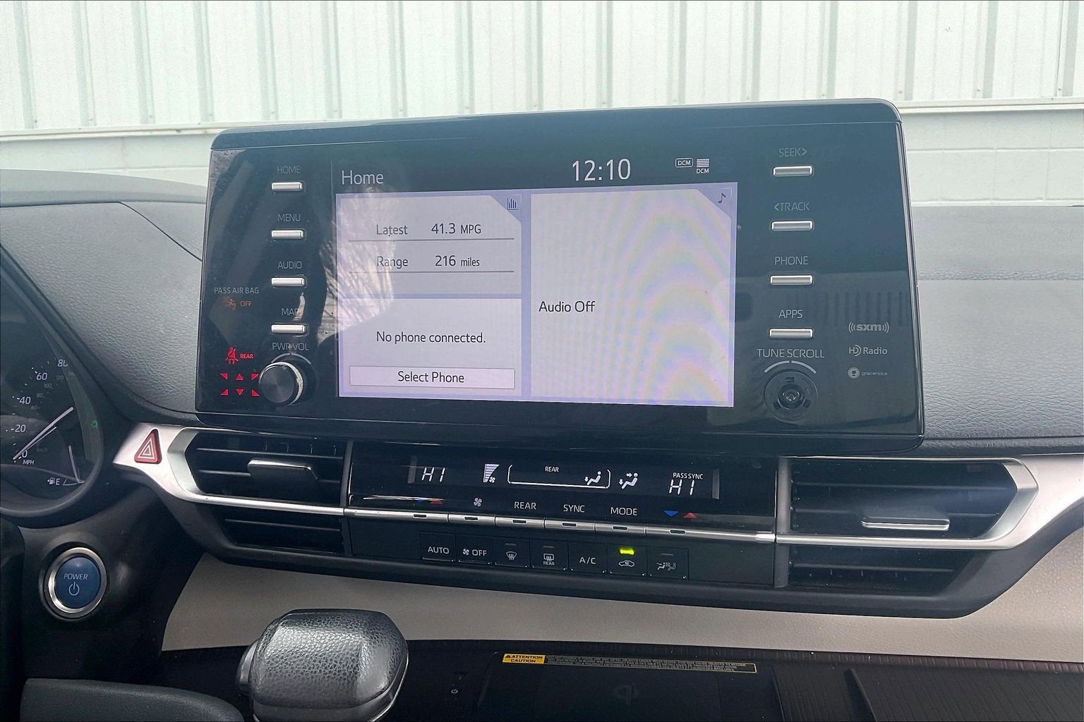 2023 Toyota Sienna LE