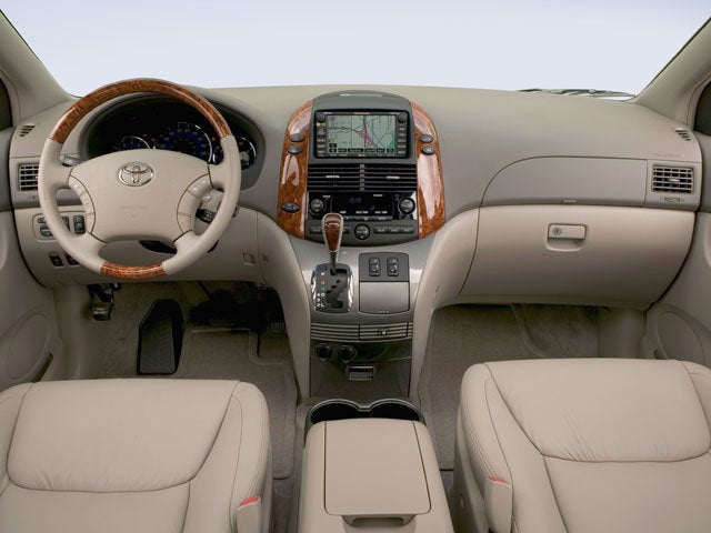 2010 Toyota Sienna XLE