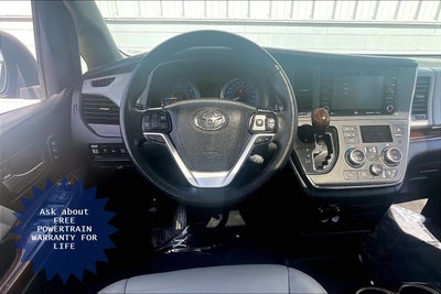 2019 Toyota Sienna Limited Premium