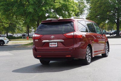 2019 Toyota Sienna Limited Premium