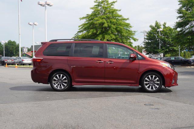 2019 Toyota Sienna Limited Premium