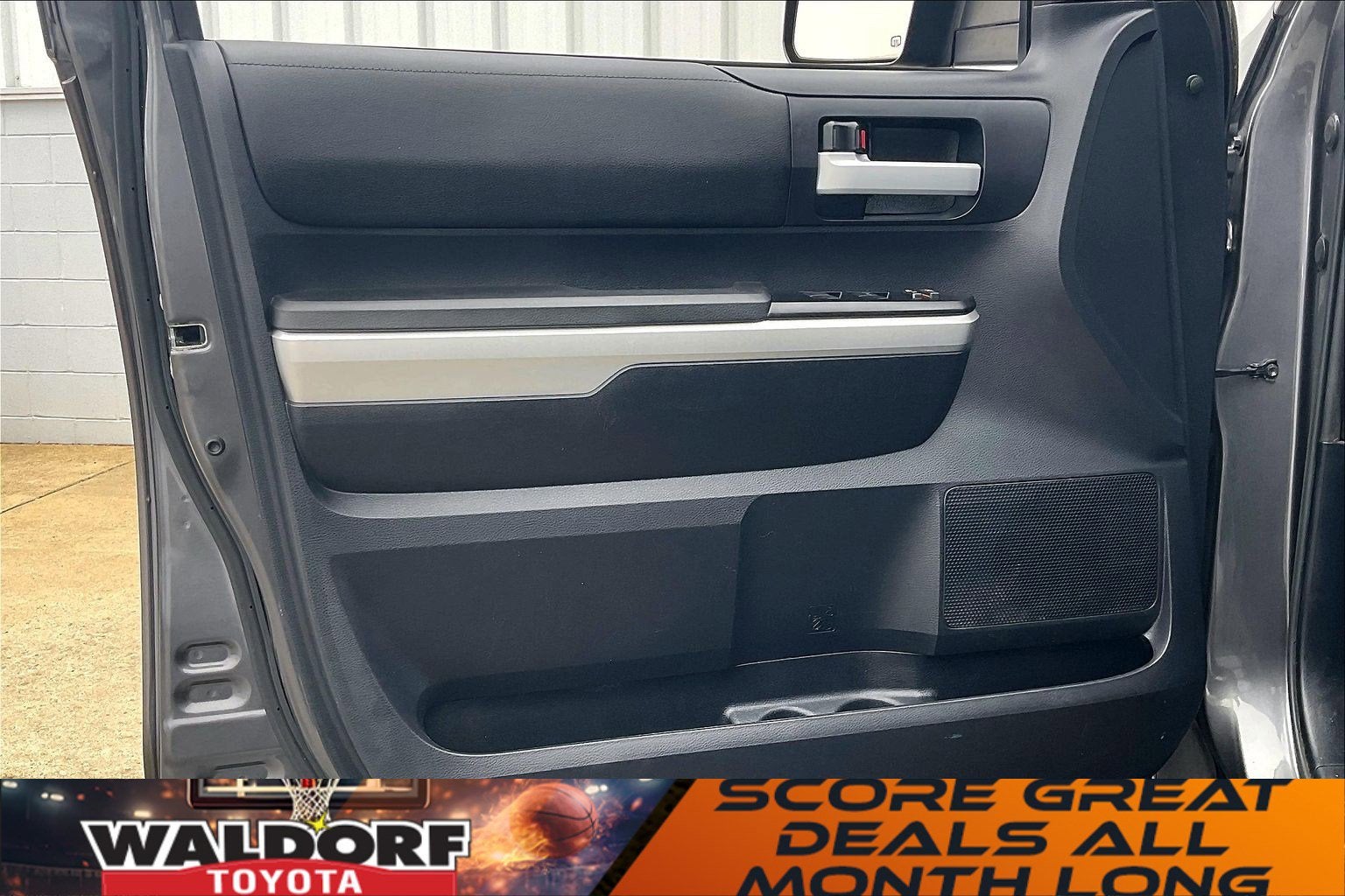 2015 Toyota Tundra SR5