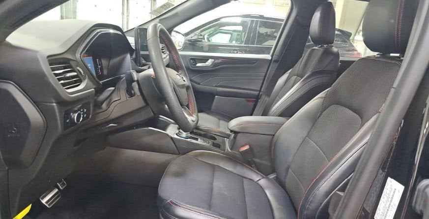 2023 Ford Escape ST-Line TECH PKG