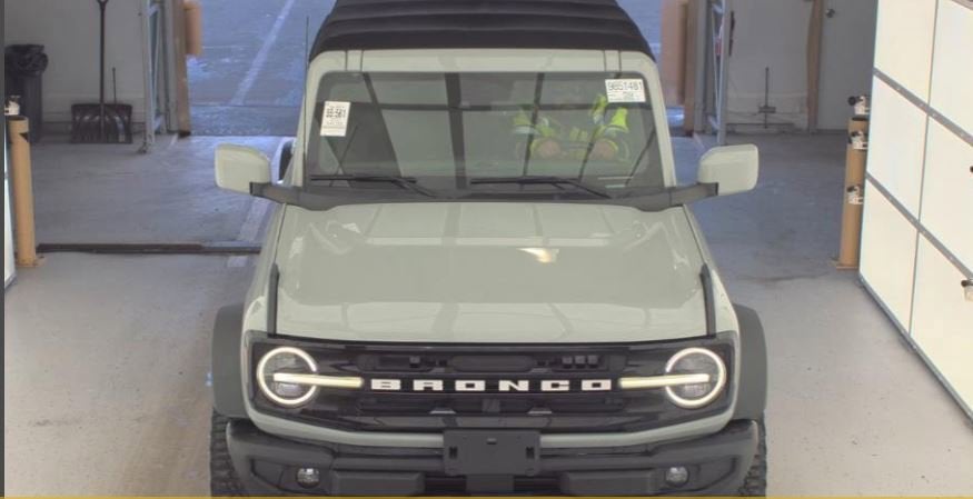 2022 Ford Bronco SASQUATCH Outer Banks