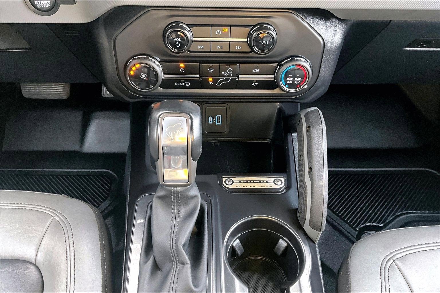 2024 Ford Bronco Big Bend REMOVABLE HARDTOP