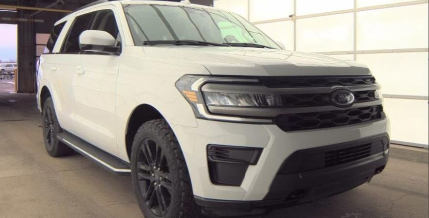2023 Ford Expedition XLT PANO ROOF LUXURY PACKAGE