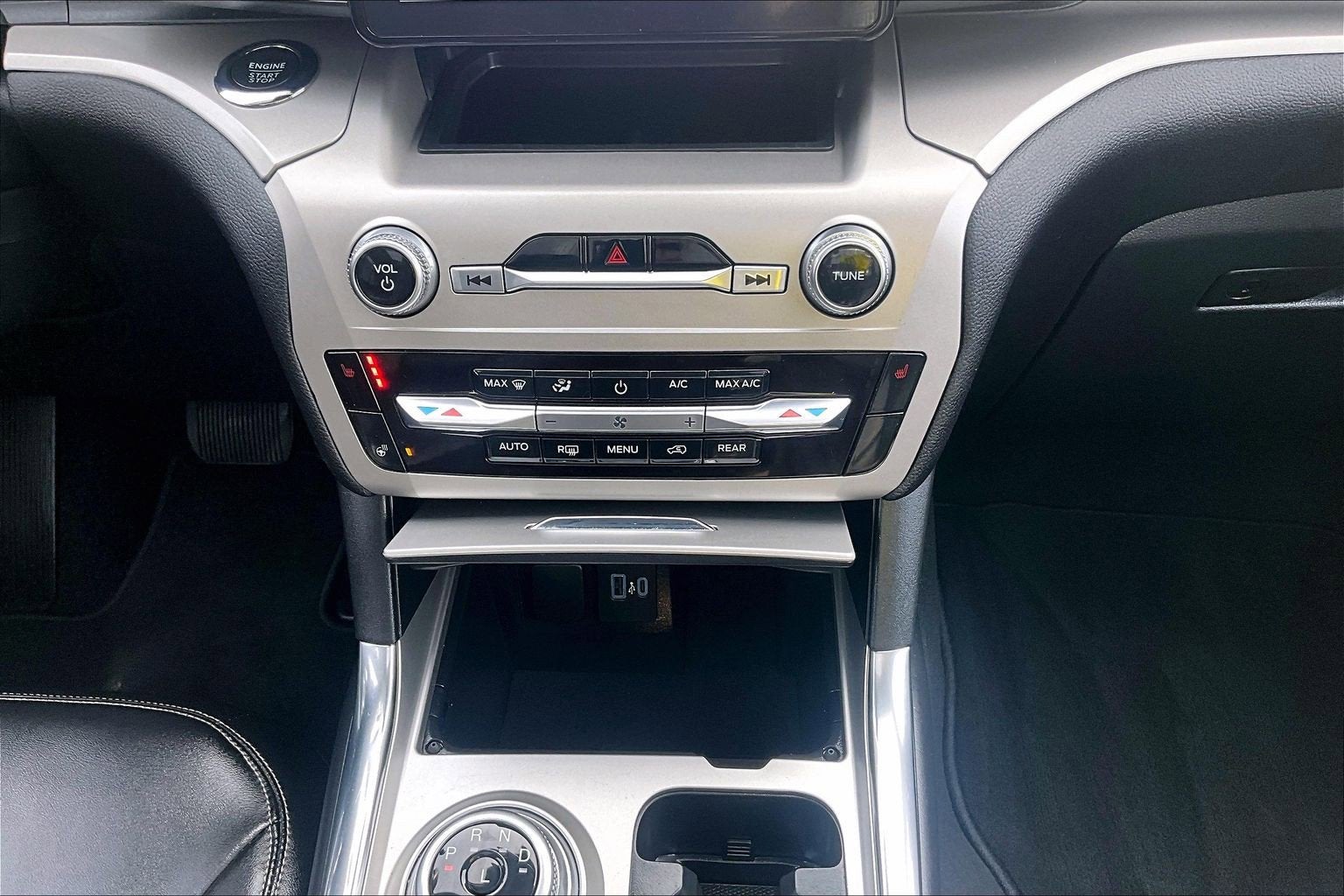 2022 Ford Explorer XLT LUXURY PANO ROOF