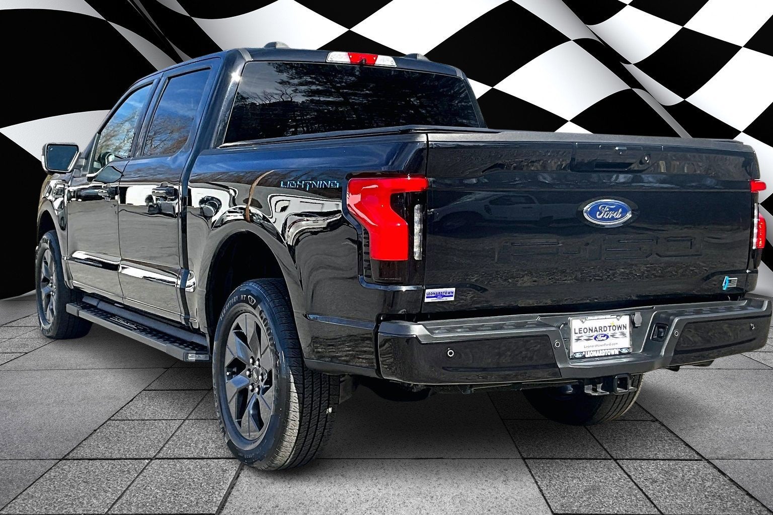 2023 Ford F-150 Lightning XLT LONG RANGE LUX PACKAGE