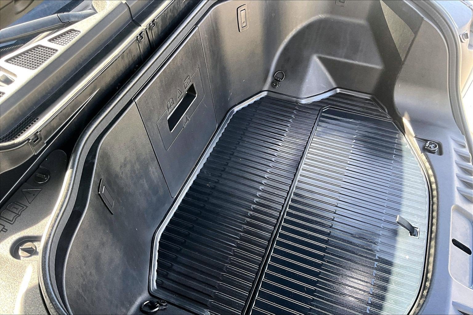 2023 Ford F-150 Lightning XLT LONG RANGE LUX PACKAGE