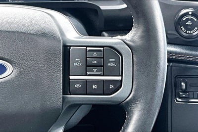 2023 Ford F-150 Lightning LARIAT