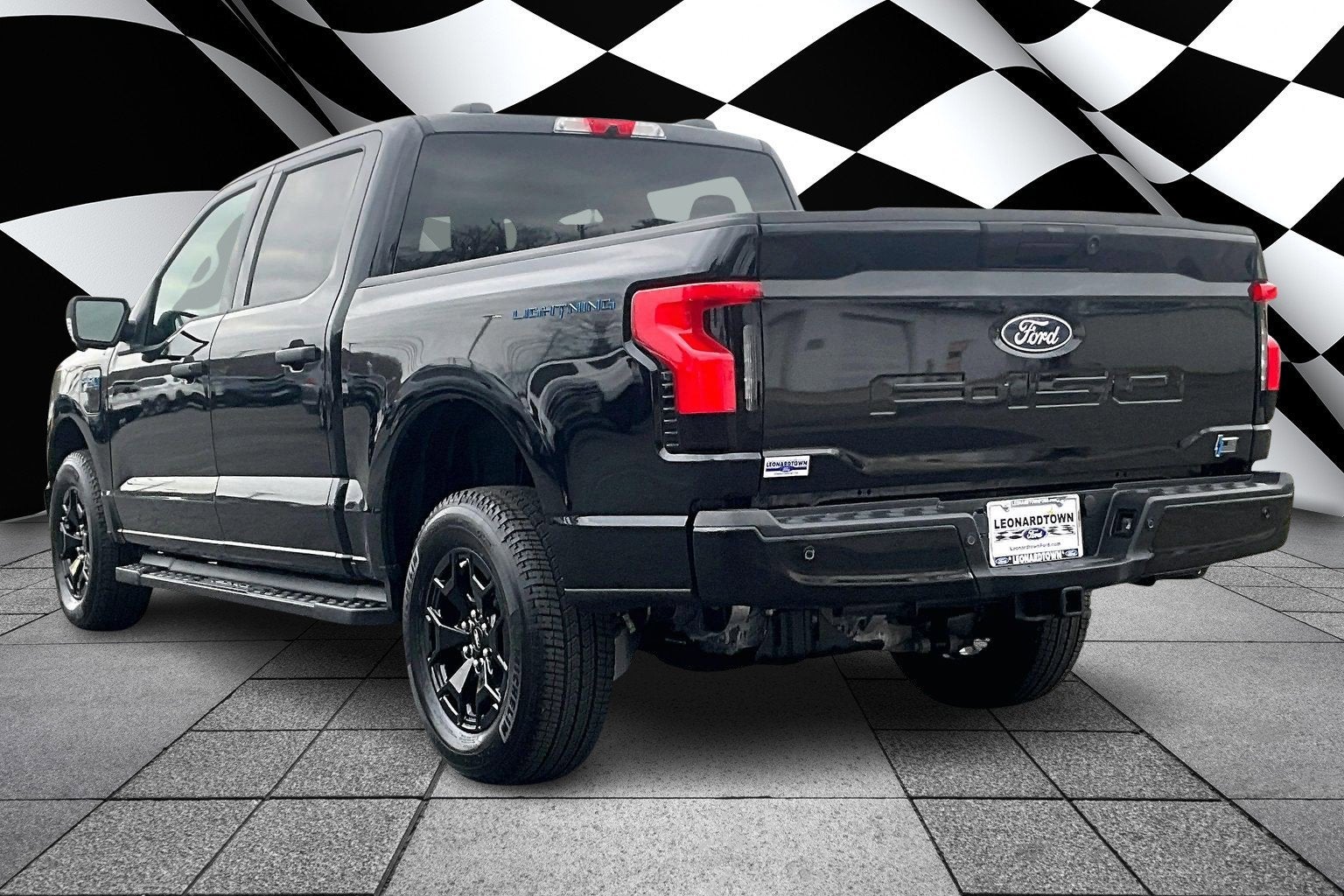 2025 Ford F-150 Lightning XLT PRO POWER