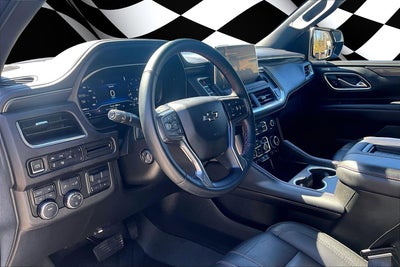 2023 Chevrolet Suburban RST