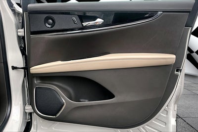 2021 Lincoln Nautilus Reserve