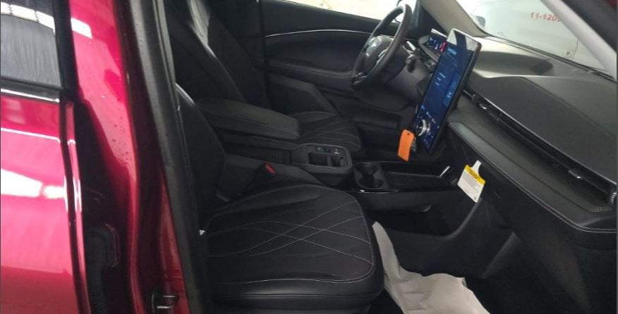 2025 Ford Mustang Mach-E COMFORT AWD