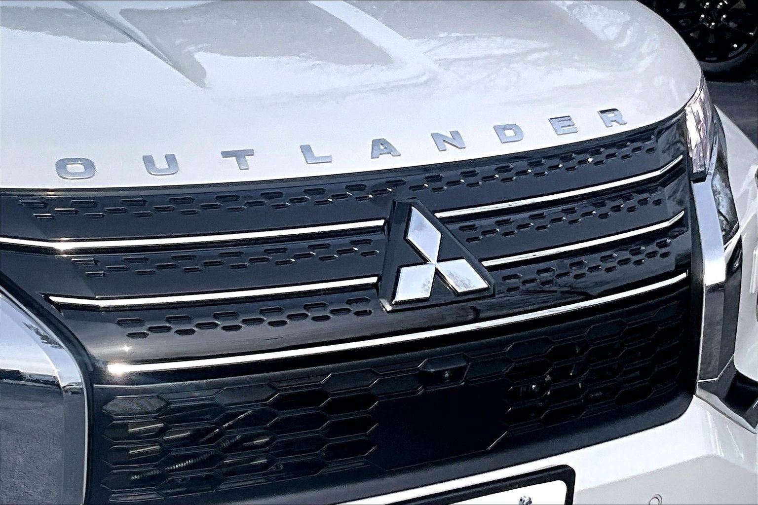 2023 Mitsubishi Outlander SEL