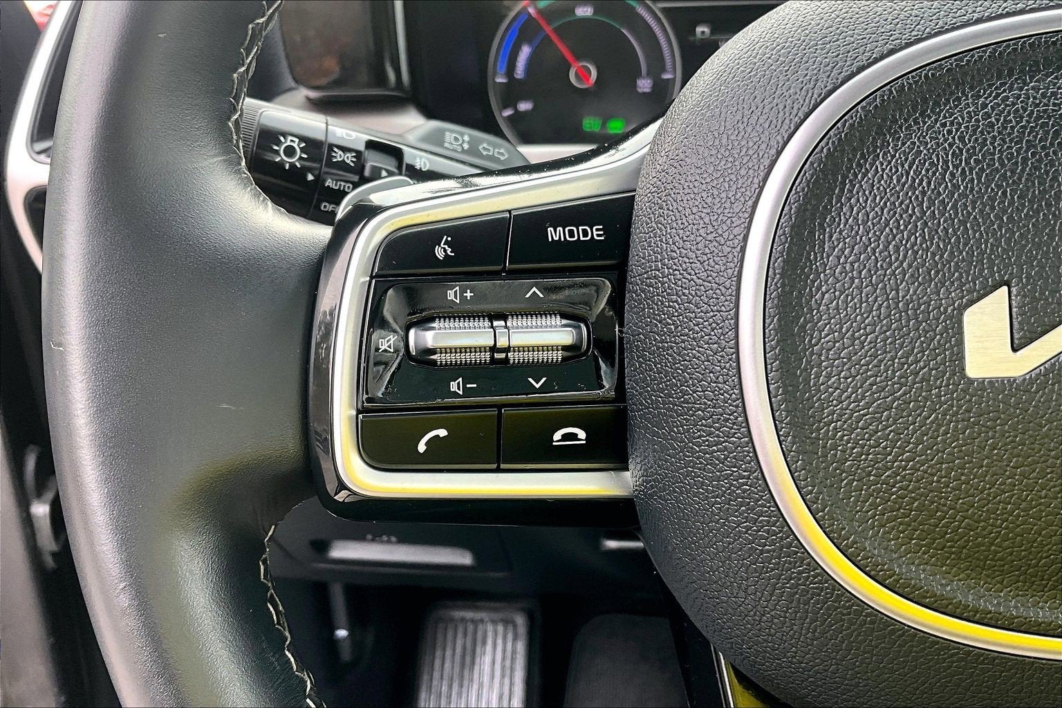 2022 Kia Sorento Hybrid EX