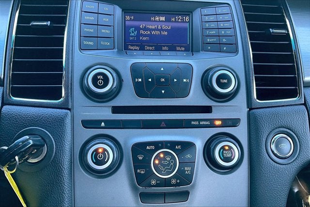 2016 Ford Taurus SEL