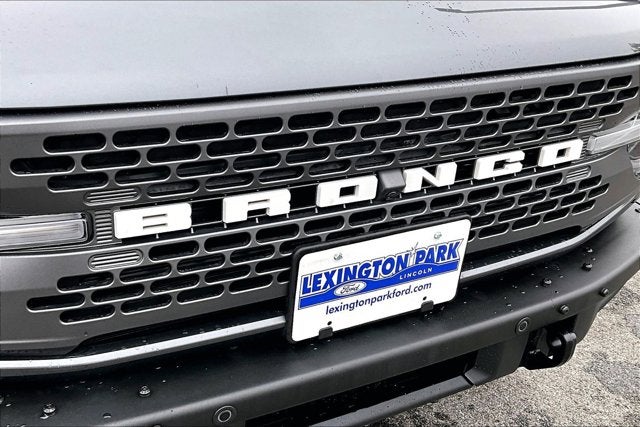 2023 Ford Bronco Base