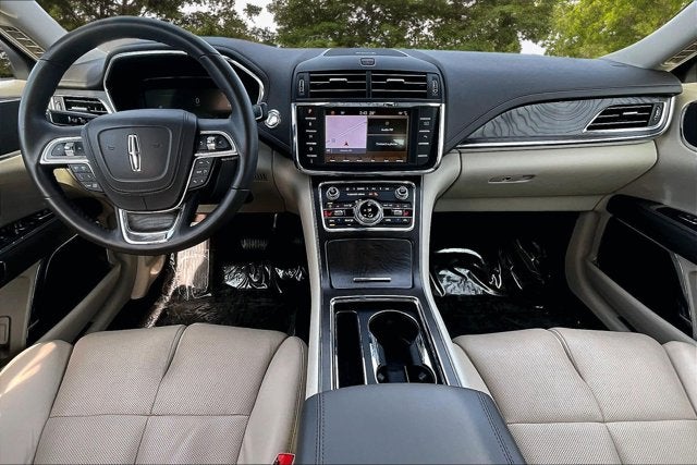 2019 Lincoln Continental Select