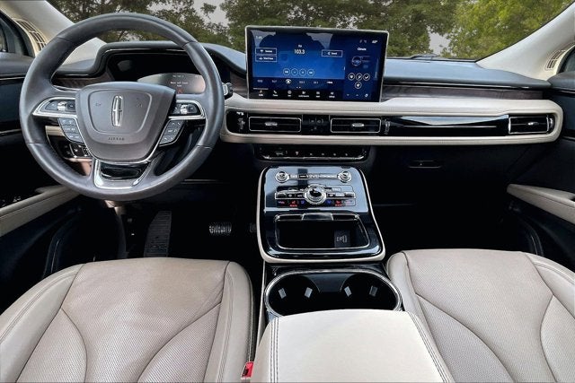 2023 Lincoln Nautilus Reserve