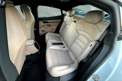 2022 Porsche Taycan Base