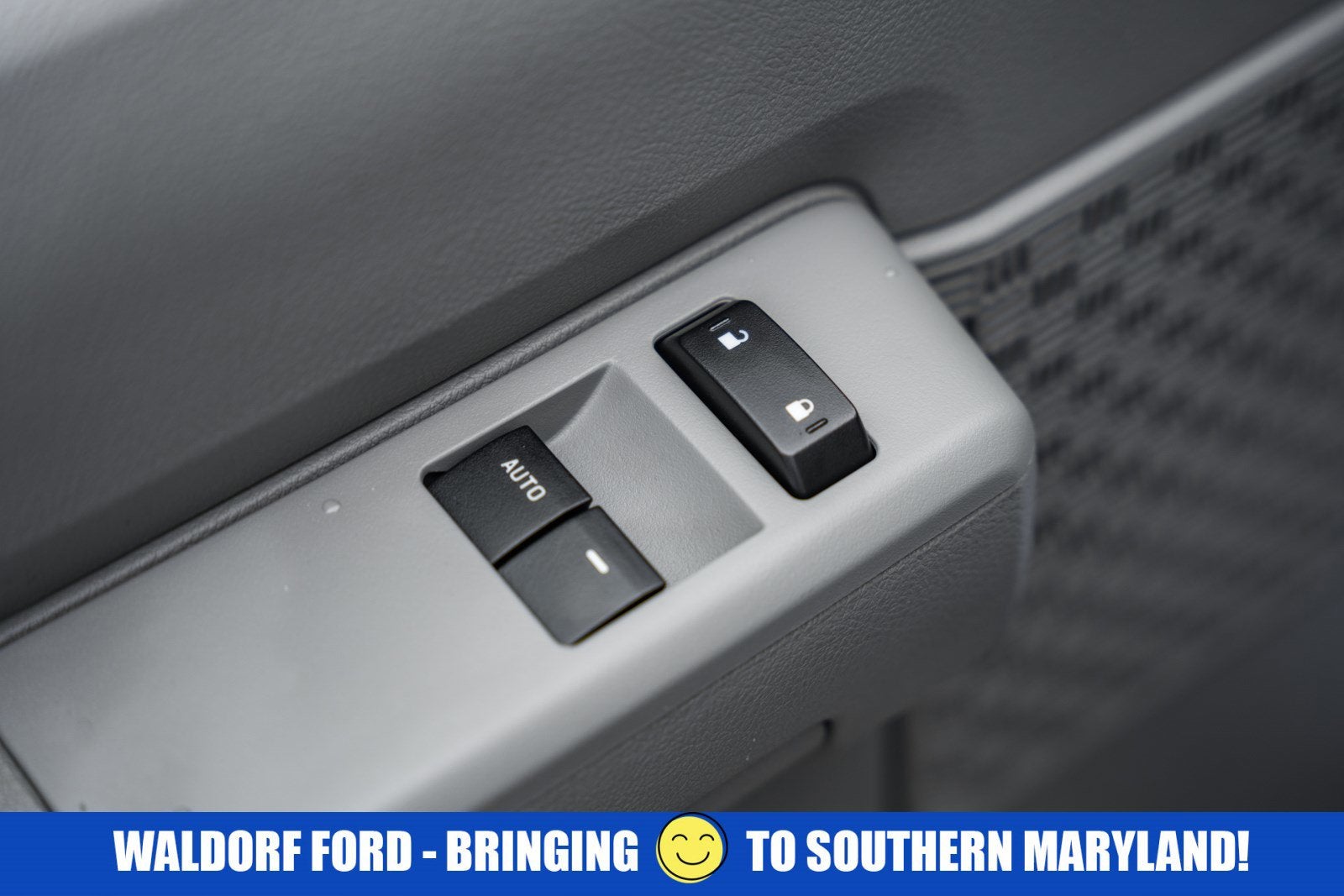 2024 Ford E-Series Cutaway Base DRW