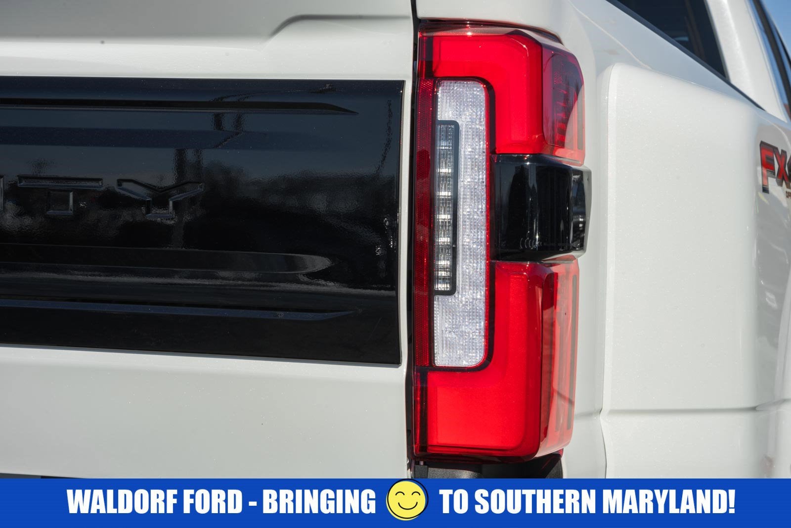 2025 Ford Super Duty F-350 DRW Platinum