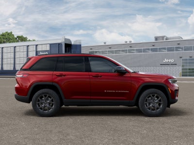 2027 Jeep Grand Cherokee GRAND CHEROKEE LAREDO X 4X4