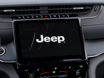 2027 Jeep Grand Cherokee GRAND CHEROKEE LAREDO X 4X4
