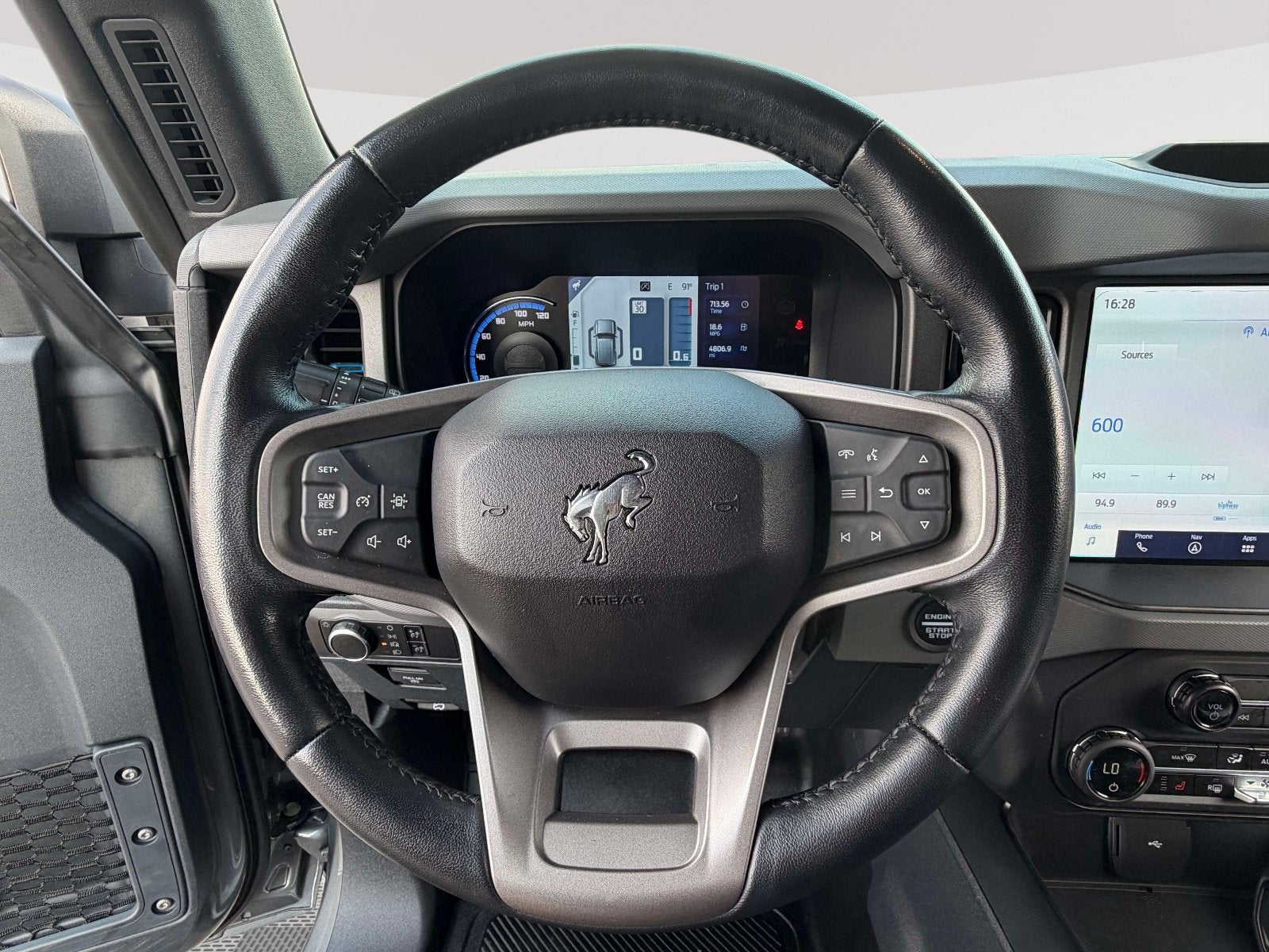 2024 Ford Bronco Black Diamond