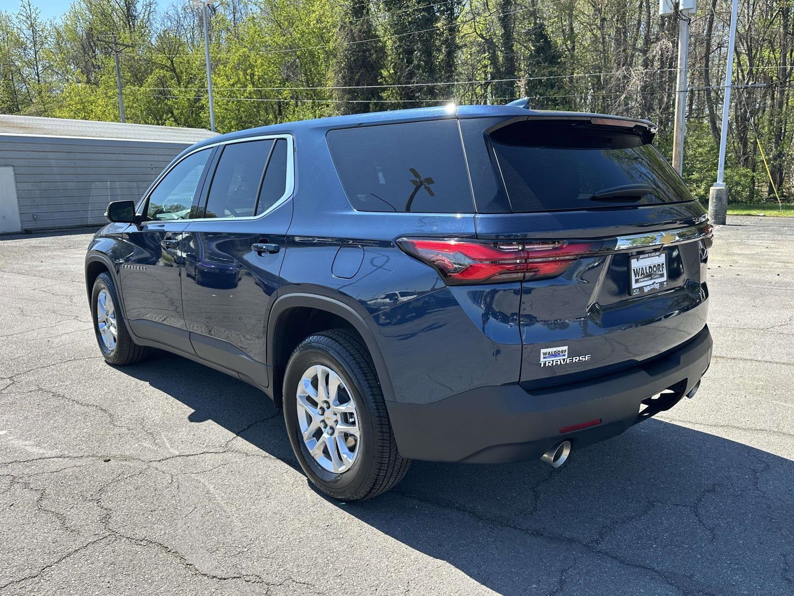 2023 Chevrolet Traverse LS