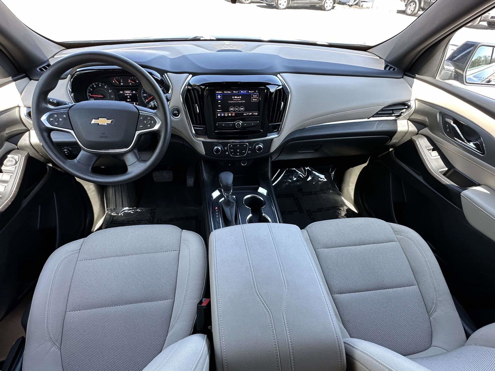 2023 Chevrolet Traverse LS