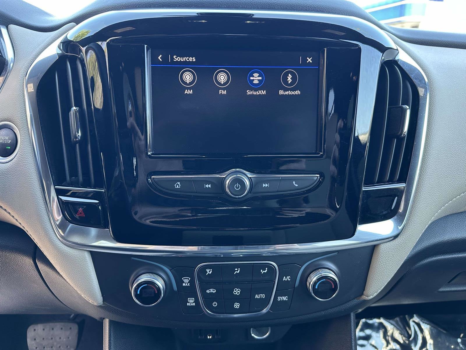 2023 Chevrolet Traverse LS