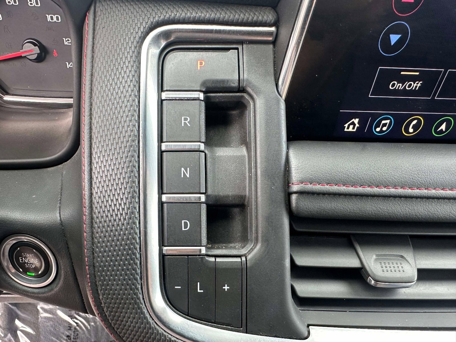 2021 Chevrolet Suburban RST