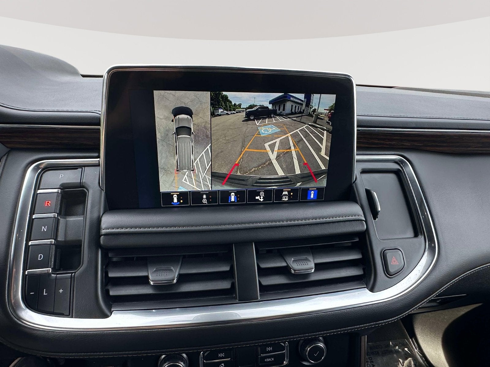 2022 Chevrolet Suburban High Country