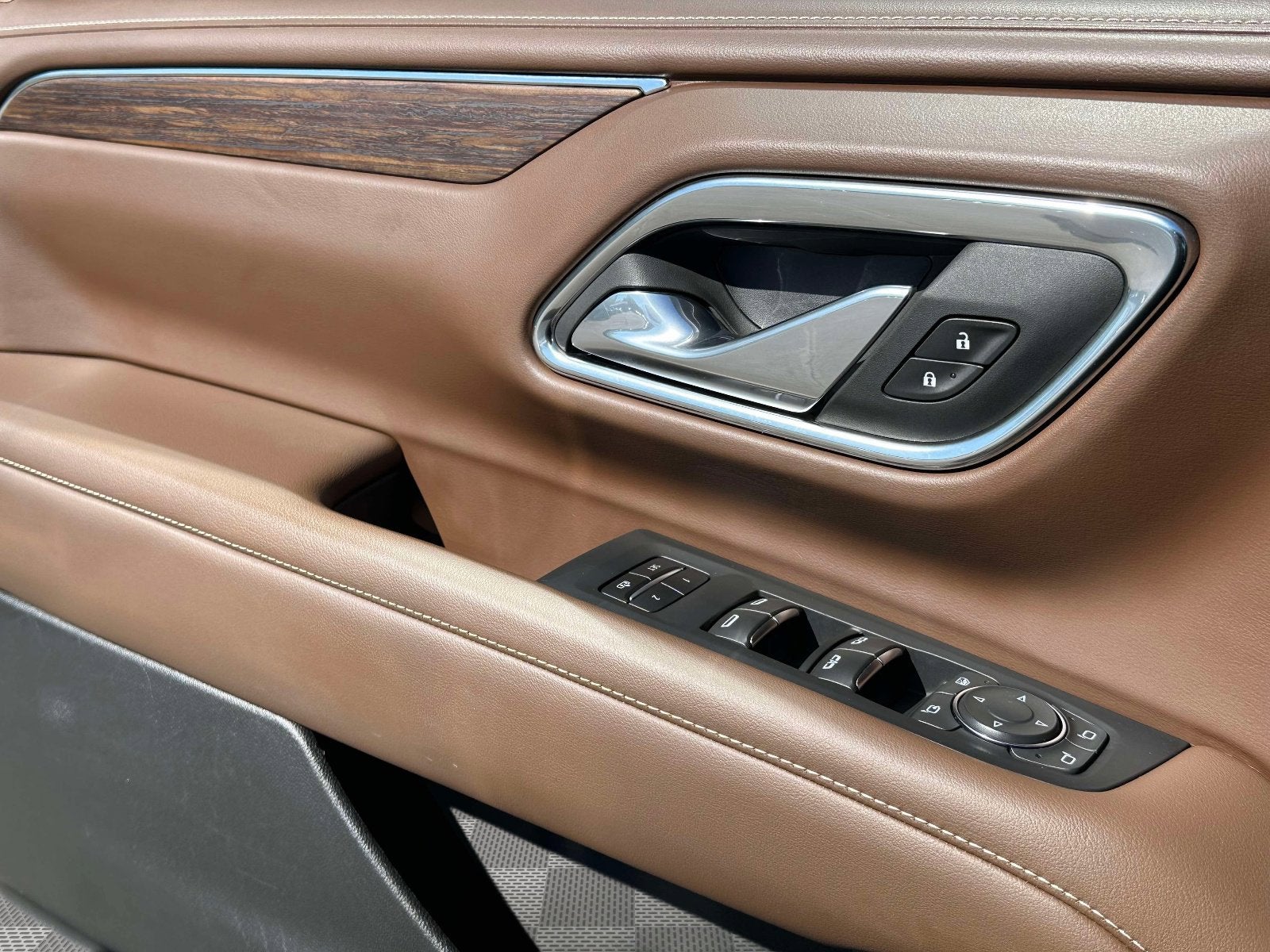 2023 Chevrolet Suburban High Country