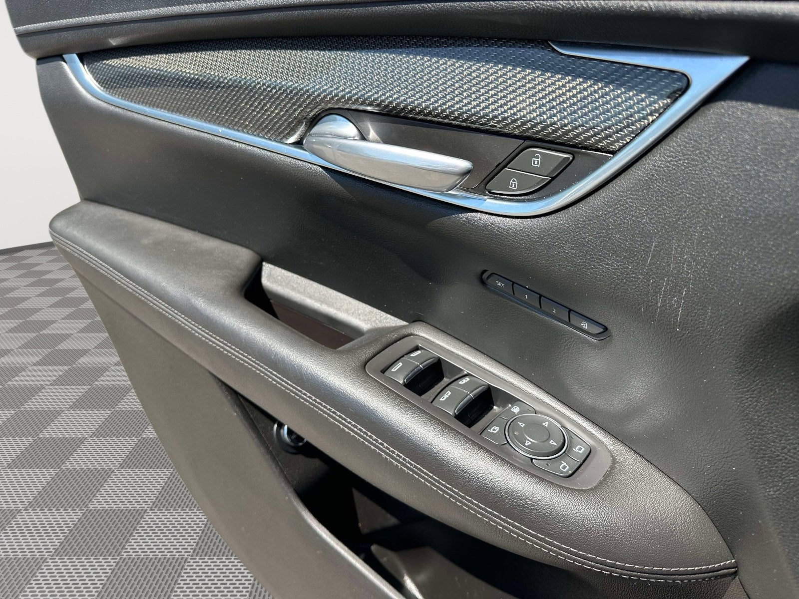 2022 Cadillac XT5 Sport