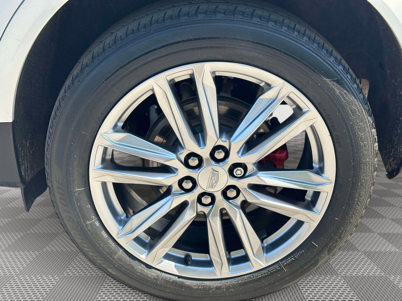 2022 Cadillac XT5 Sport