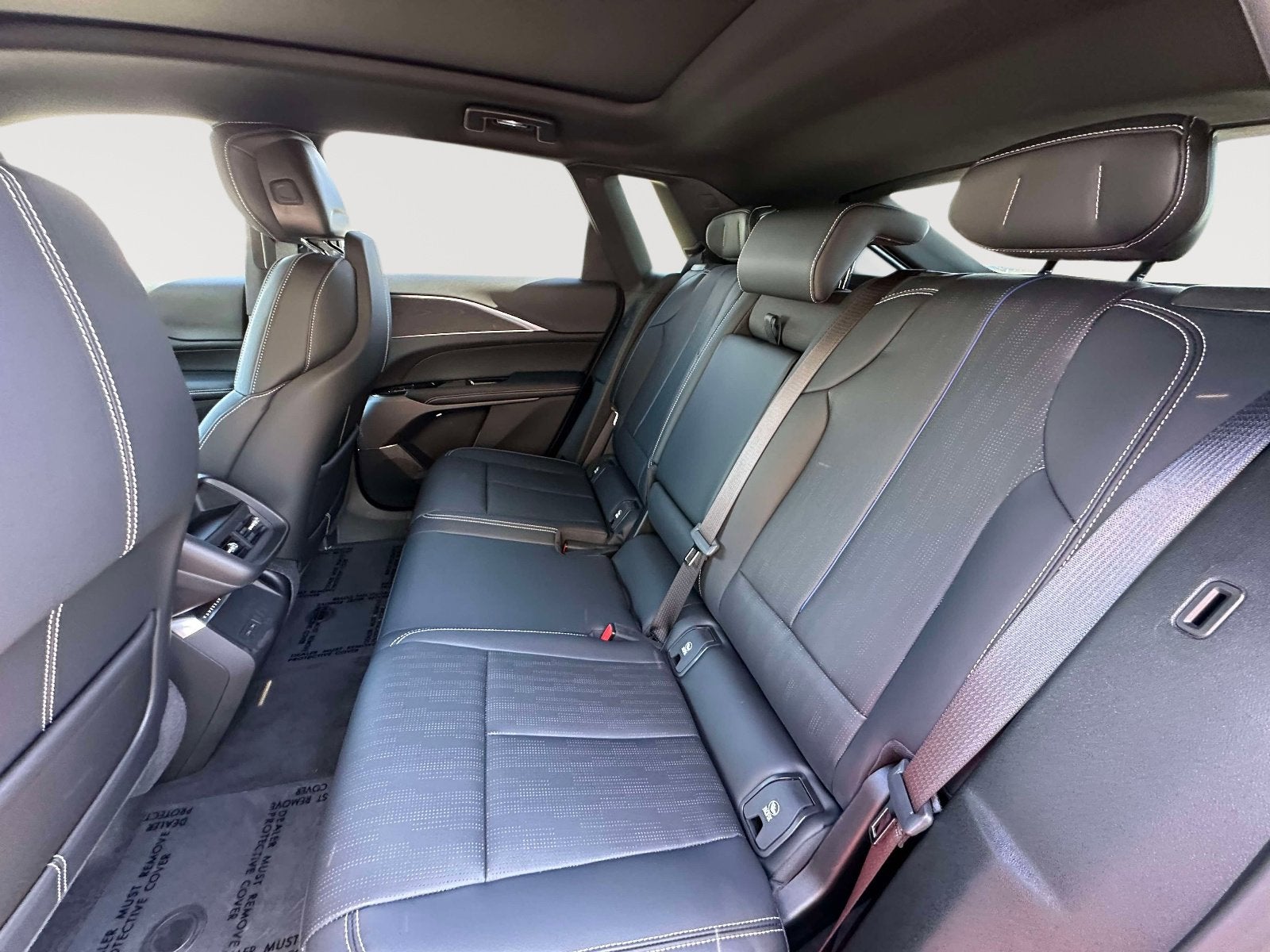 2024 Cadillac LYRIQ Sport 1