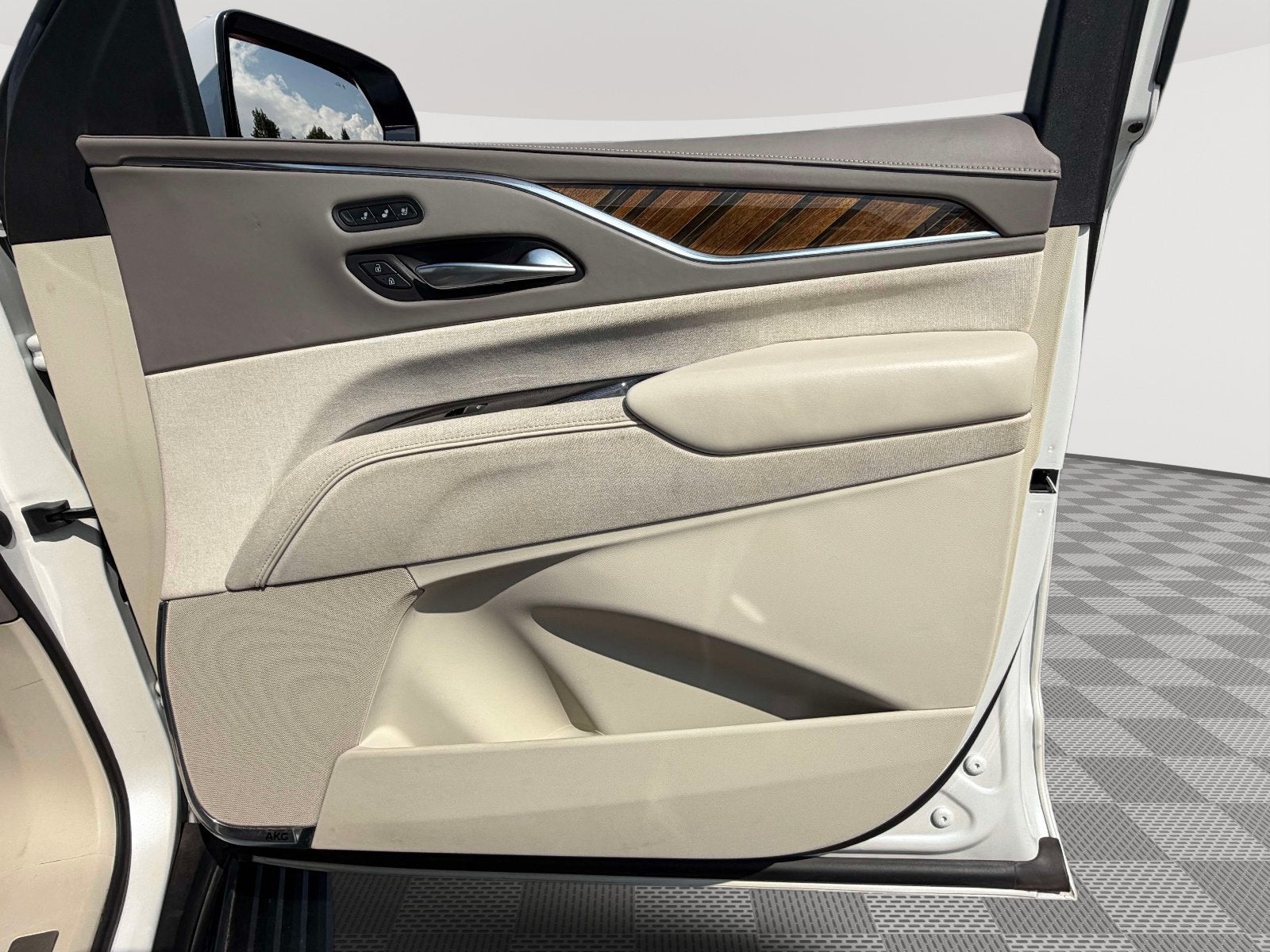 2022 Cadillac Escalade Sport Platinum
