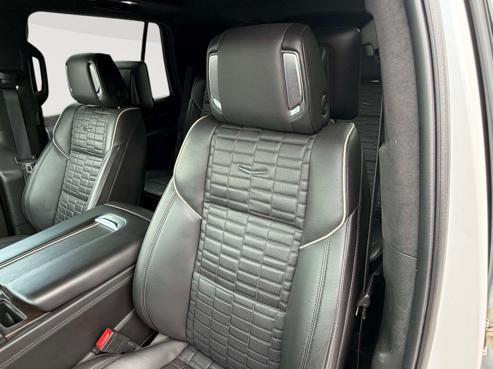 2023 Cadillac Escalade 4WD Sport Platinum