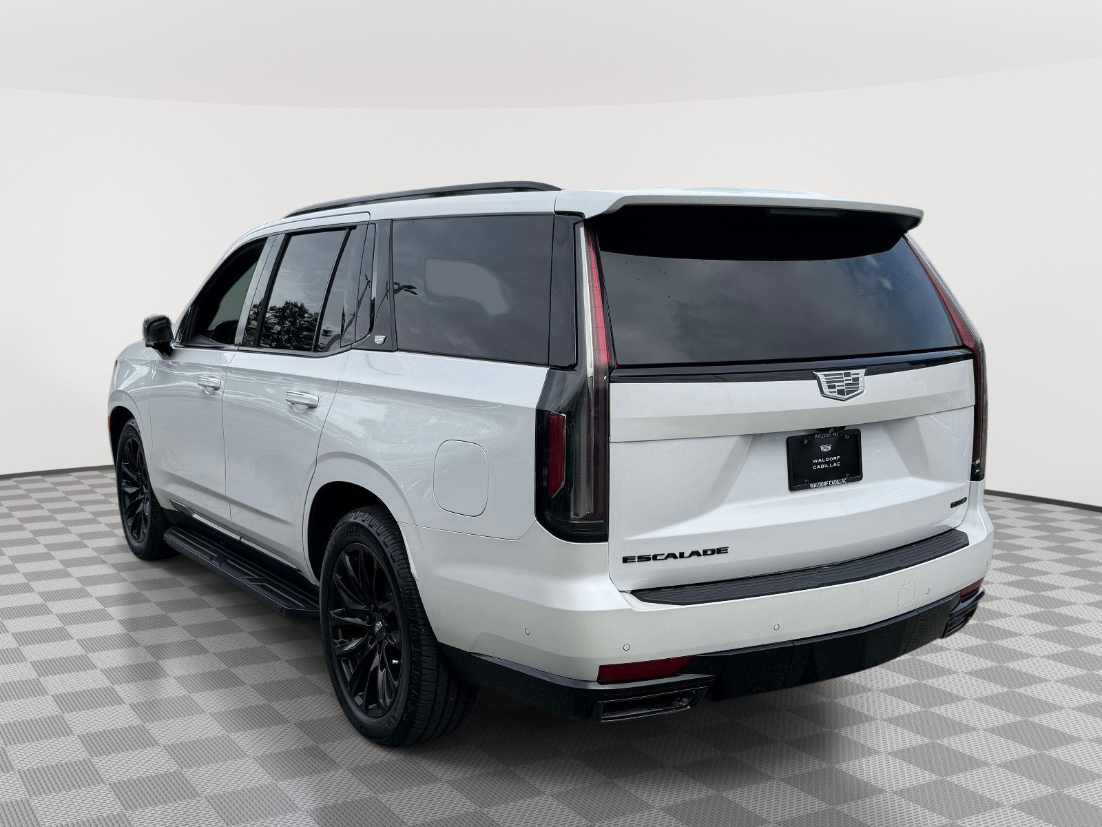 2023 Cadillac Escalade 4WD Sport Platinum