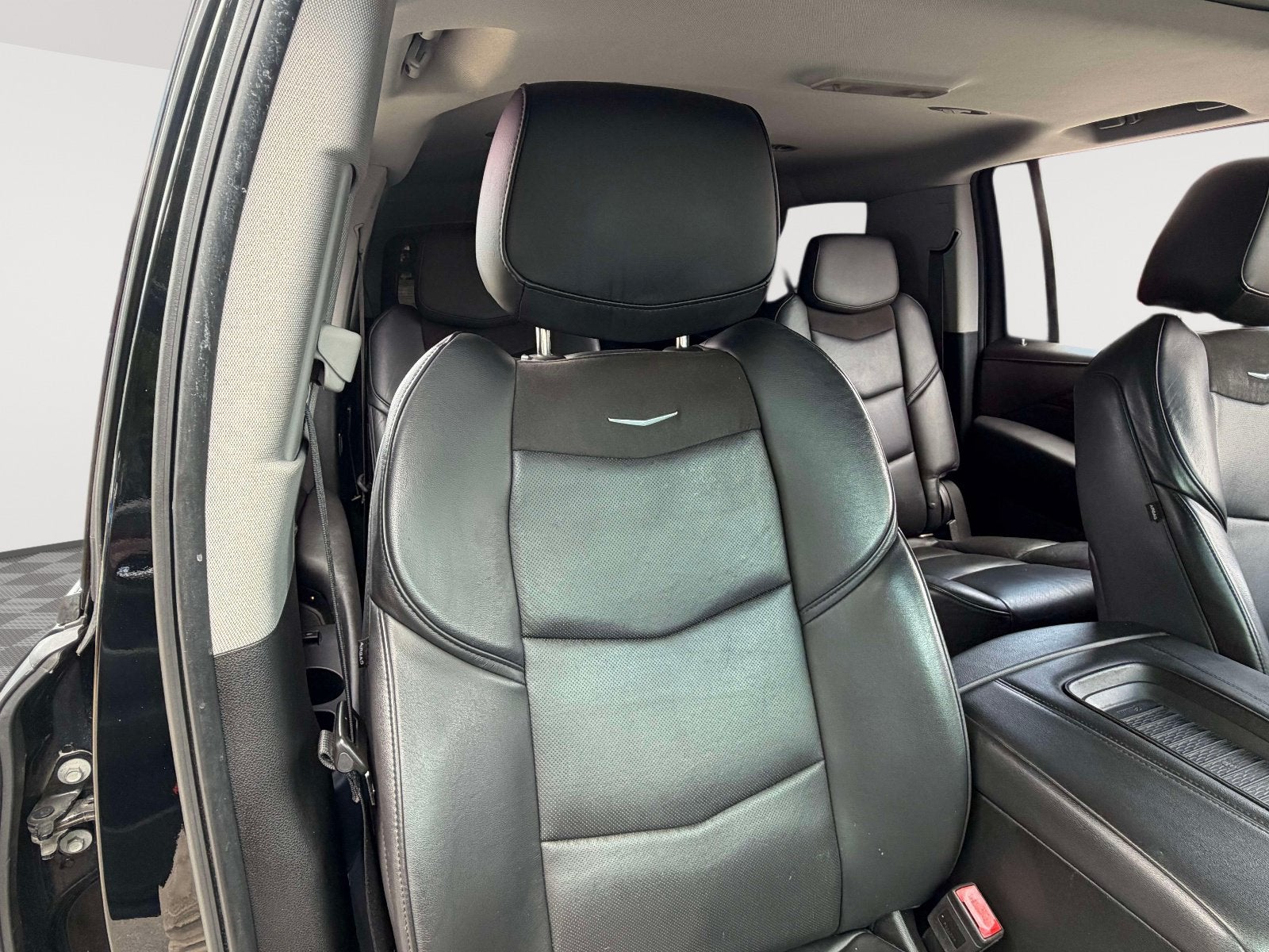 2019 Cadillac Escalade ESV Luxury