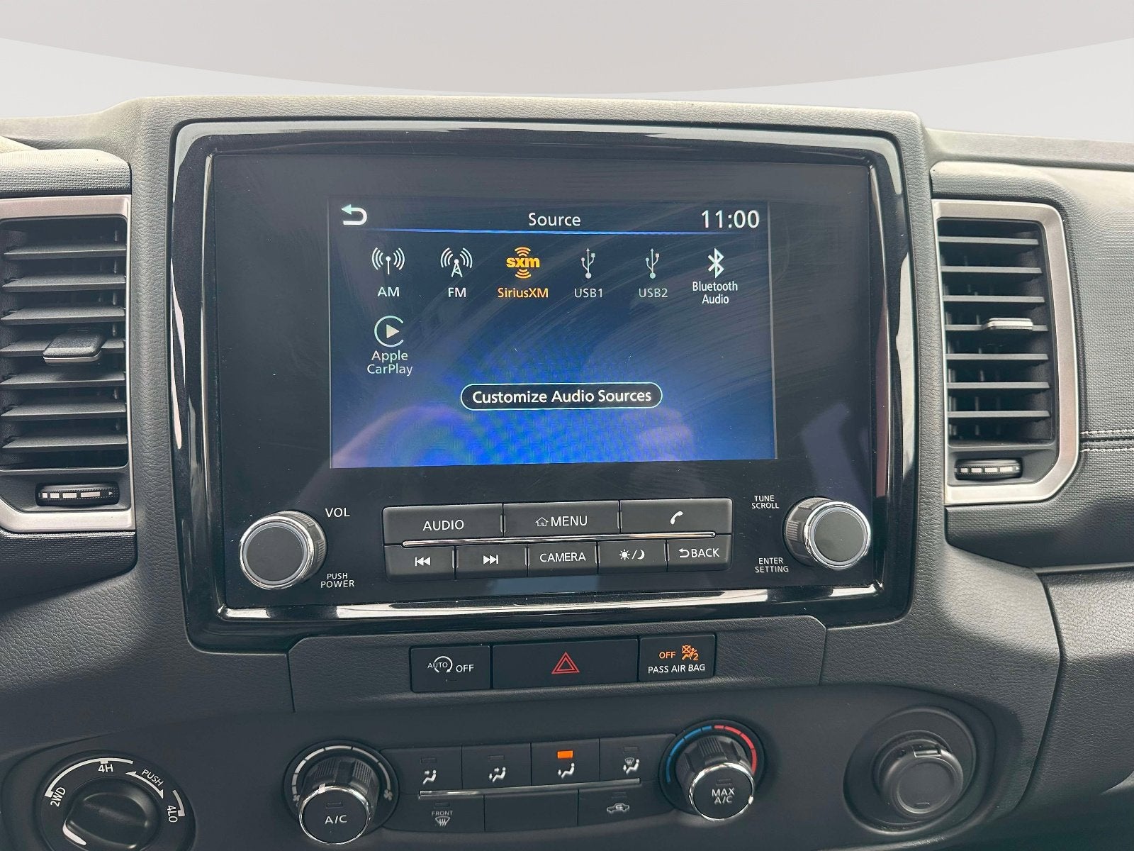 2024 Nissan Frontier SV