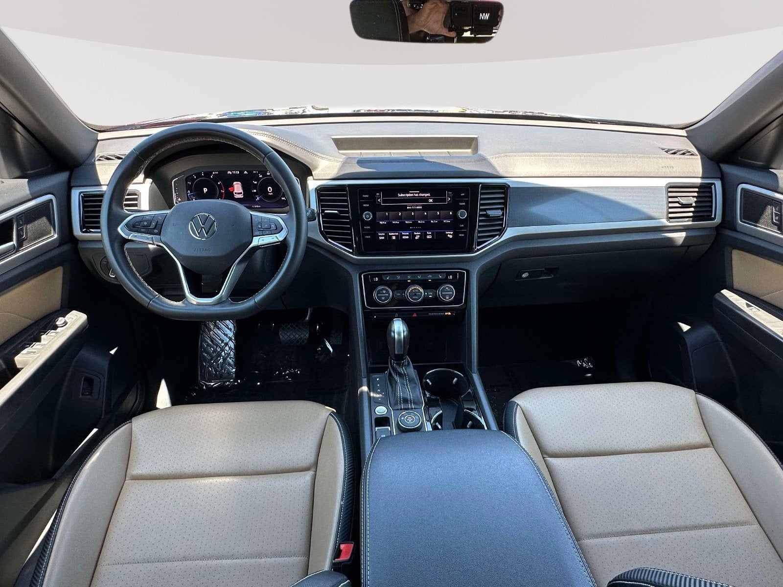 2023 Volkswagen Atlas Cross Sport 2.0T SE w/Technology