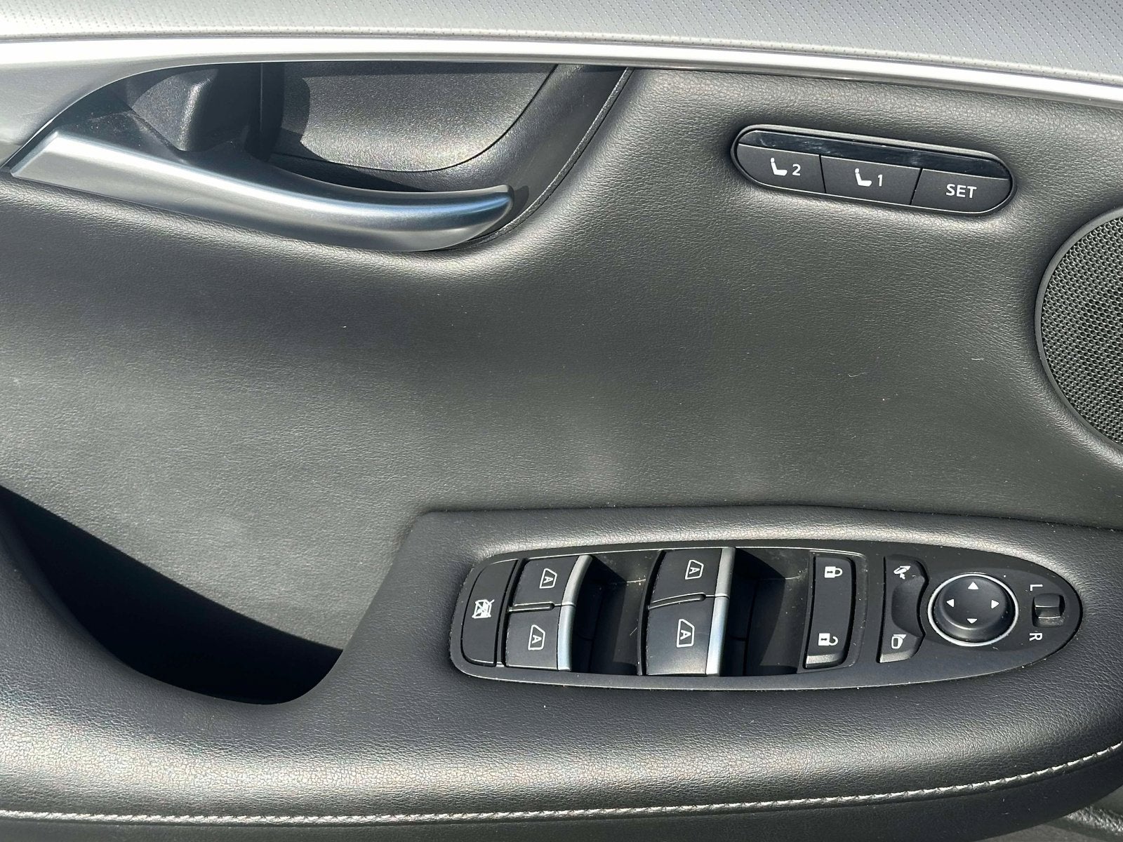 2024 INFINITI QX50 LUXE