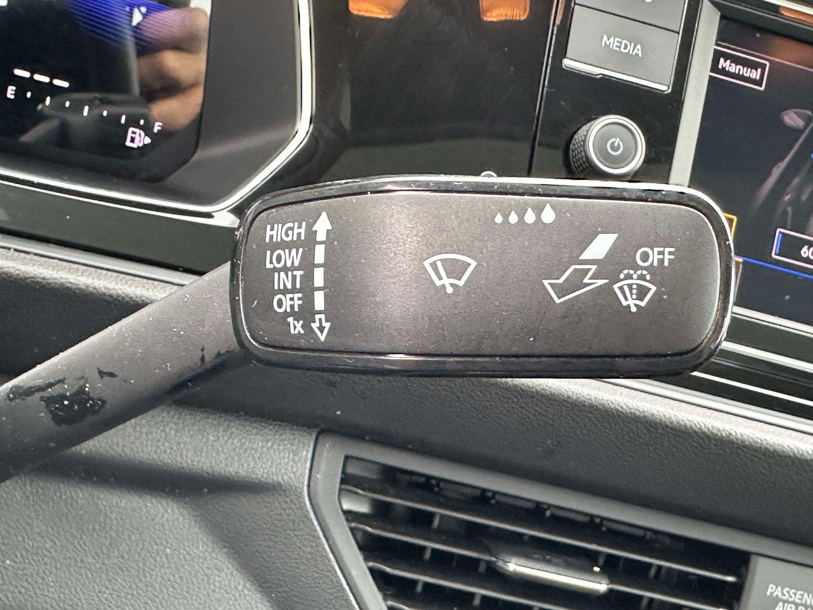 2023 Volkswagen Jetta SE